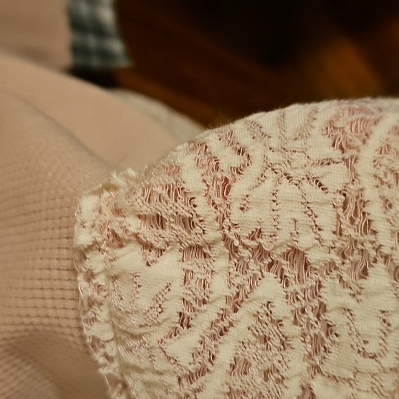 POL Pink Plaid Lace Rough Hem Hoodie Top NWT - Picture 5 of 9